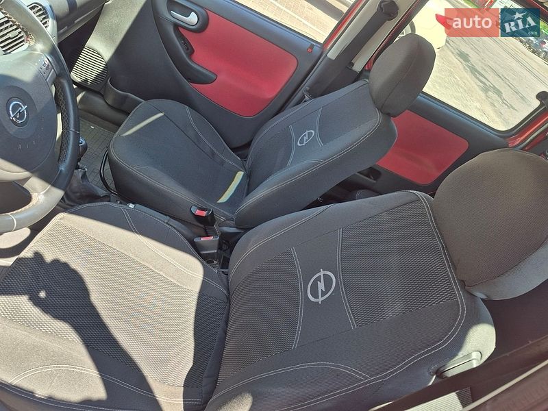 Минивэн Opel Combo 2010 в Полтаве