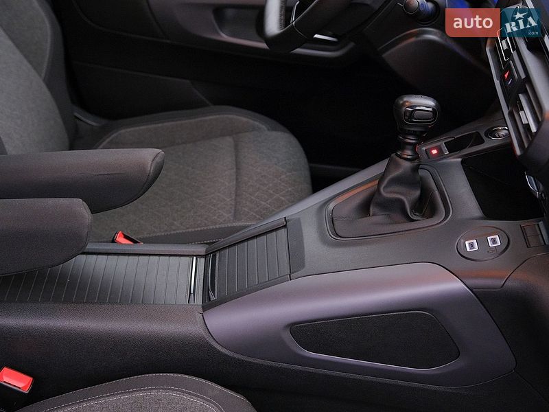 Мінівен Opel Combo 2025 в Києві фото 19 Мінівен Opel Combo 2025 в Києві