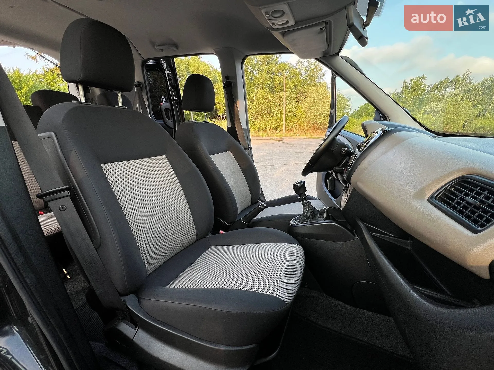 2012 Opel Combo - мініатюра 30