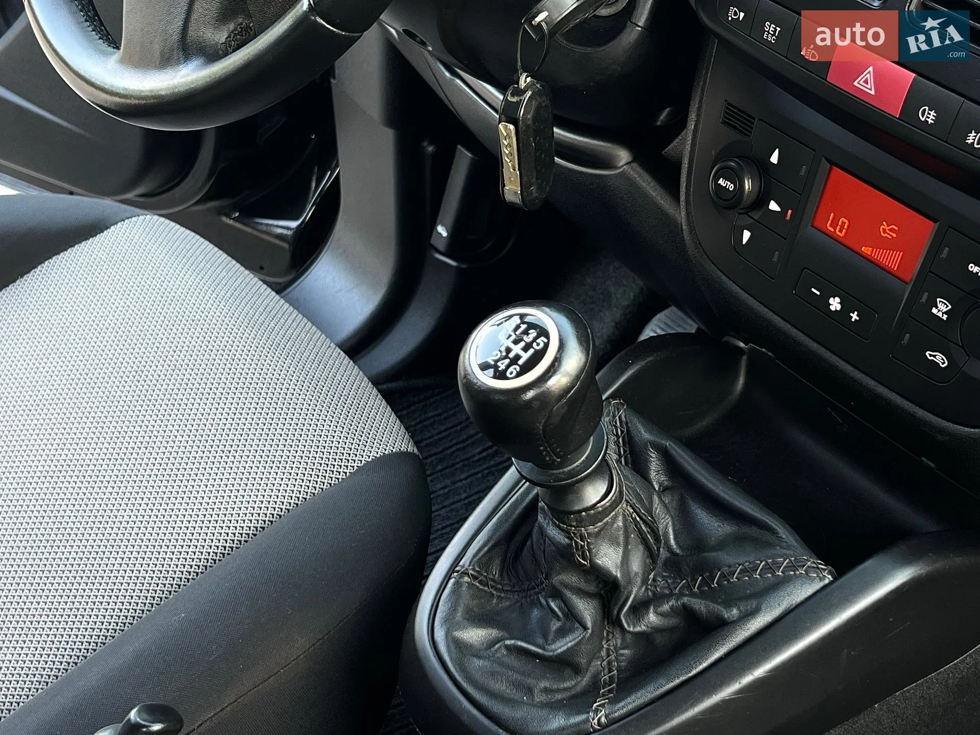 2012 Opel Combo - мініатюра 46
