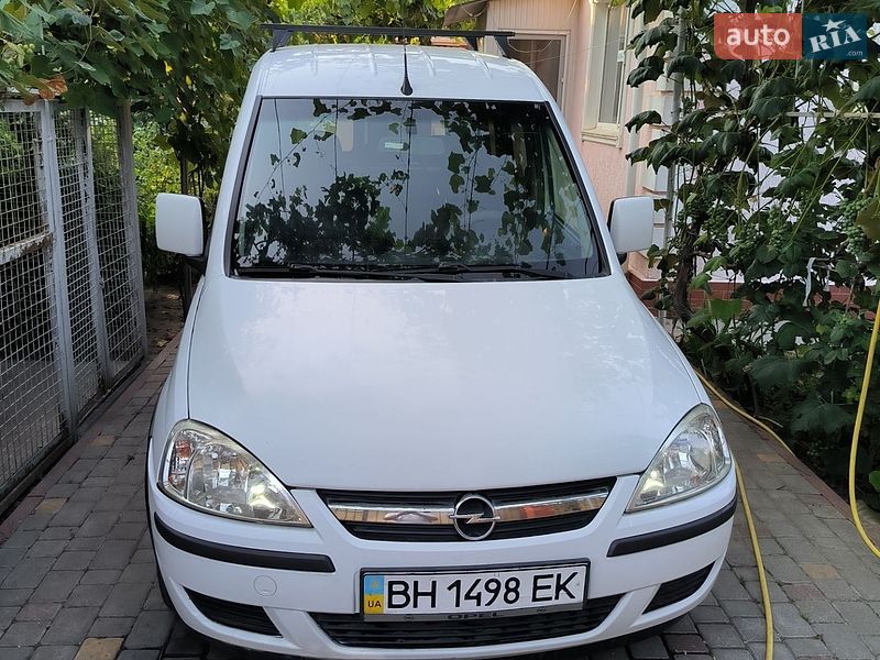 Opel Combo 2009