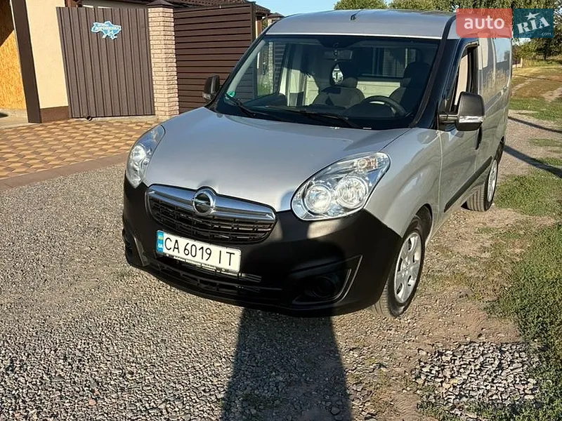 Opel Combo 2012