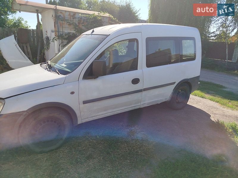 Минивэн Opel Combo 2005 в Кременчуге