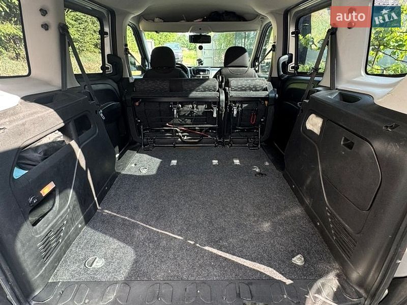 Мінівен Opel Combo 2015 в Житомирі