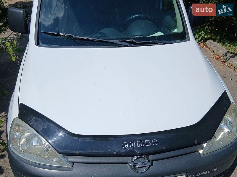 Минивэн Opel Combo 2007 в Калуше