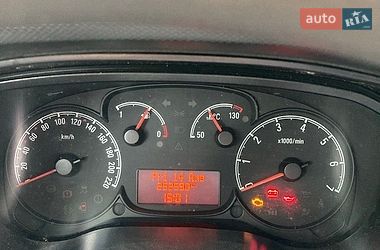 Мінівен Opel Combo 2015 в Житомирі