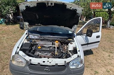Мінівен Opel Combo 2000 в Новояворівську