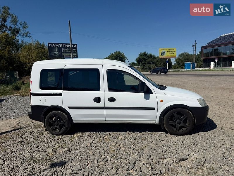 Минивэн Opel Combo 2003 в Ровно