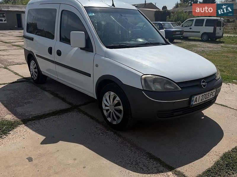 Минивэн Opel Combo 2008 в Золотоноше