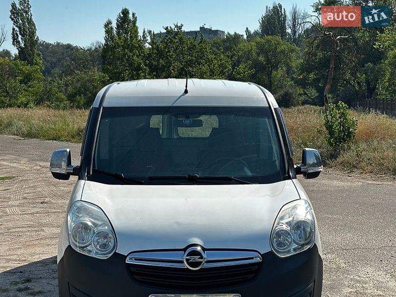Грузовой фургон Opel Combo 2016 в Каменском фото 2 Грузовой фургон Opel Combo 2016 в Каменском