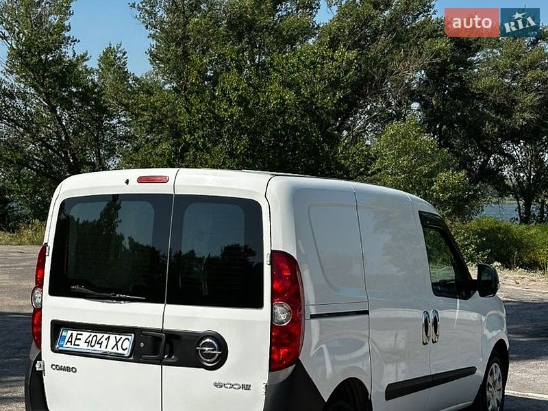Грузовой фургон Opel Combo 2016 в Каменском фото 4 Грузовой фургон Opel Combo 2016 в Каменском