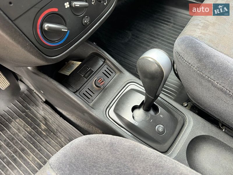 Мінівен Opel Combo 2008 в Дніпрі