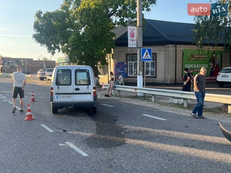 Минивэн Opel Combo 2004 в Мошнах