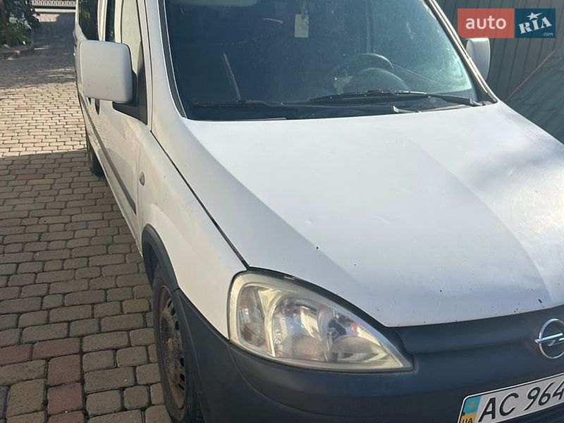 Мінівен Opel Combo 2006 в Луцьку