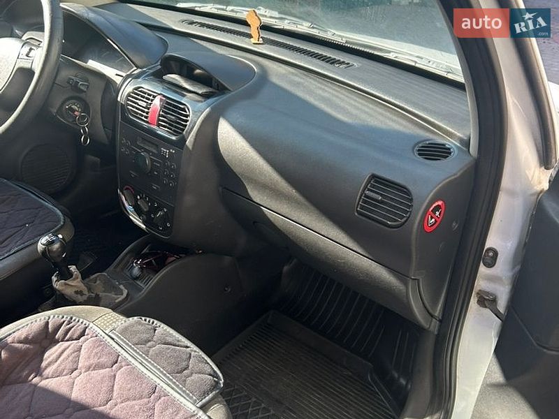 Мінівен Opel Combo 2006 в Луцьку
