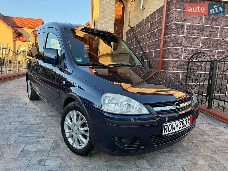 Opel Combo 2010