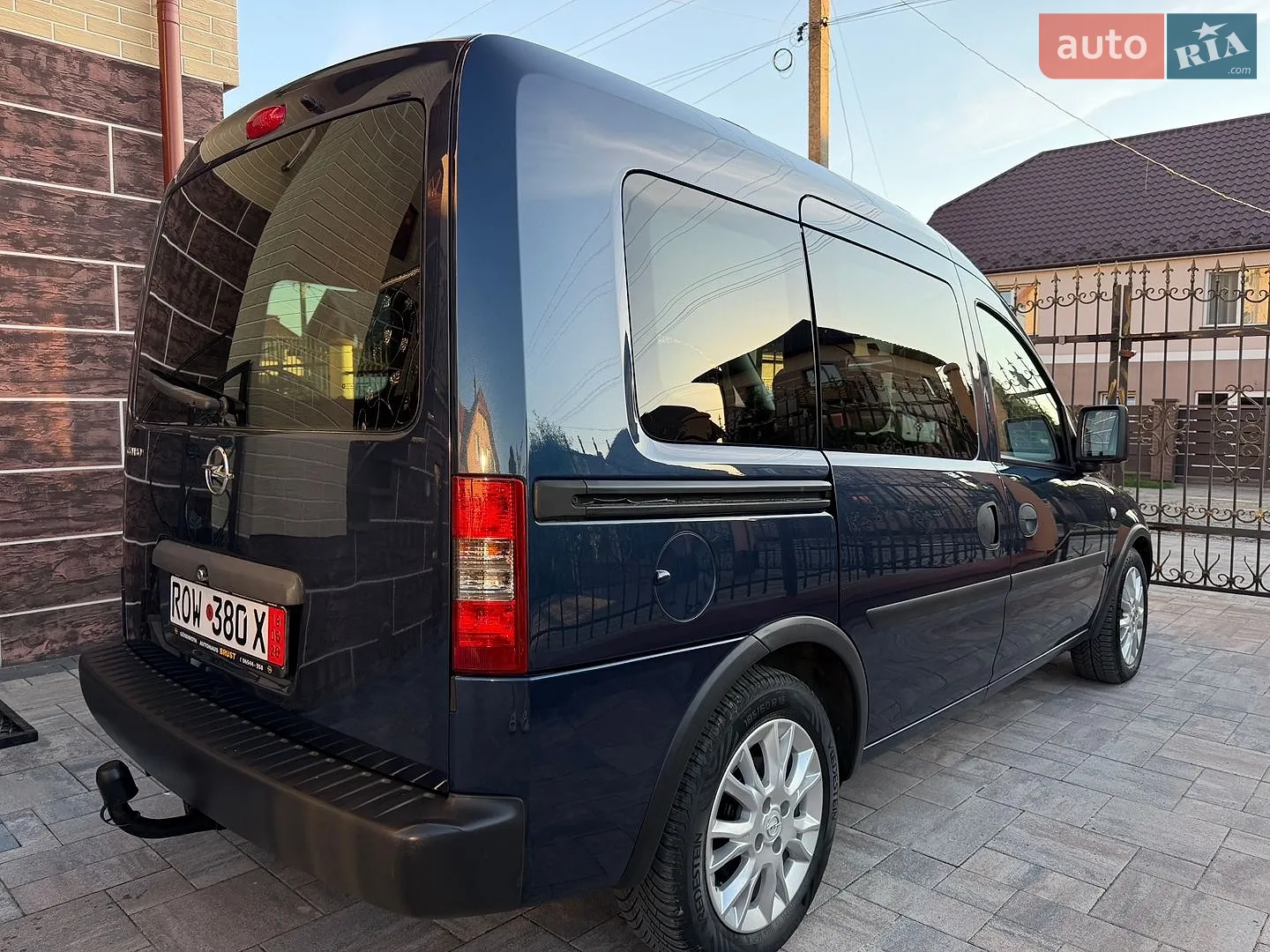 2010 Opel Combo - мініатюра 14