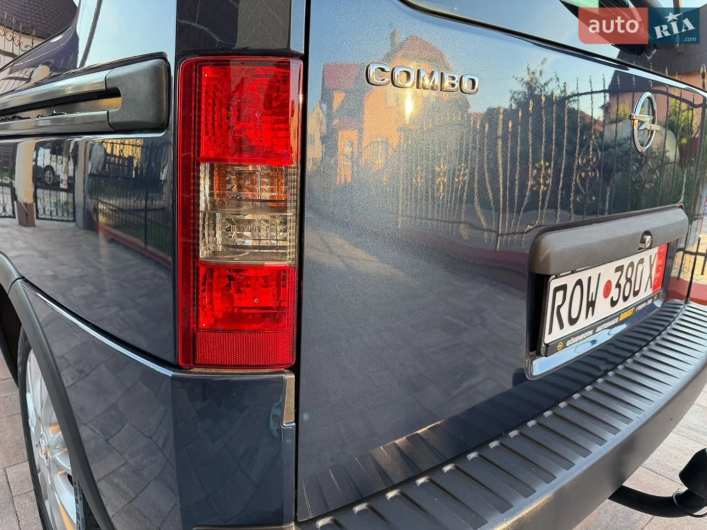 2010 Opel Combo - мініатюра 27