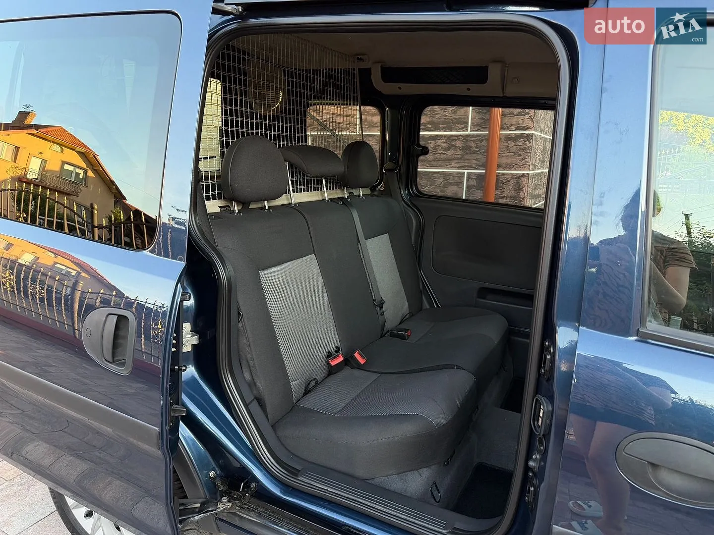 2010 Opel Combo - мініатюра 49
