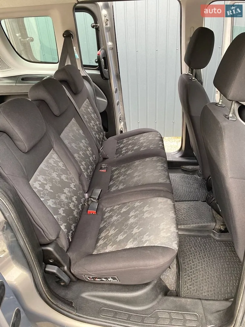 2011 Opel Combo - мініатюра 7