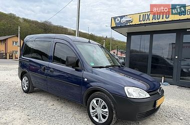 Минивэн Opel Combo 2009 в Теребовле