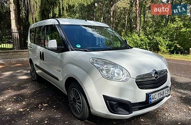 Мінівен Opel Combo 2015 в Луцьку