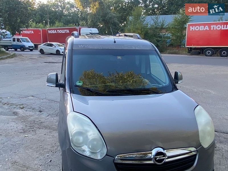 Мінівен Opel Combo 2012 в Києві