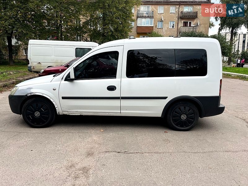 Мінівен Opel Combo 2005 в Рівному