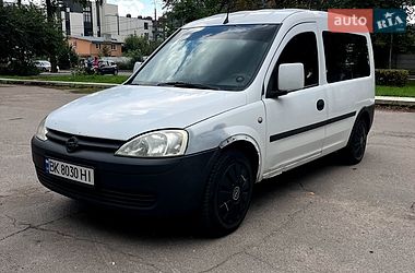 Мінівен Opel Combo 2005 в Рівному