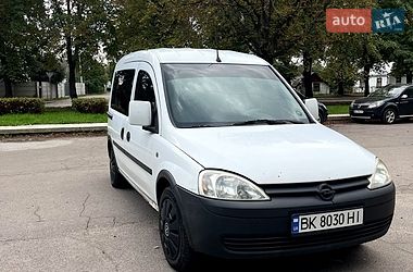 Мінівен Opel Combo 2005 в Рівному
