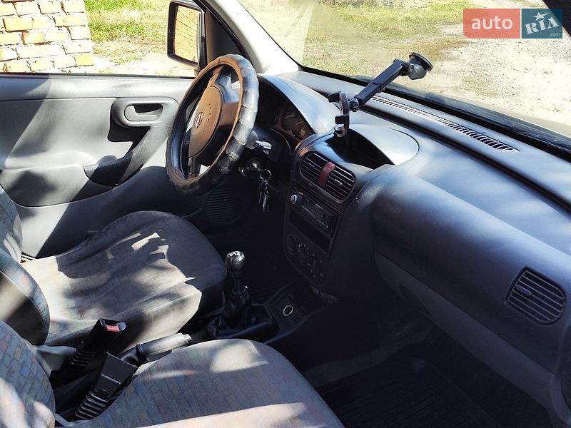 Минивэн Opel Combo 2005 в Гнивани