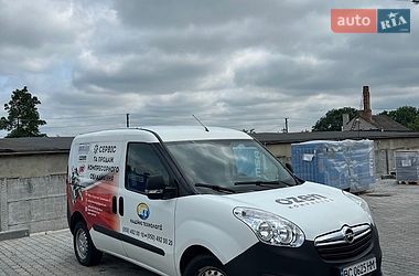 Грузопассажирский фургон Opel Combo 2015 в Львове