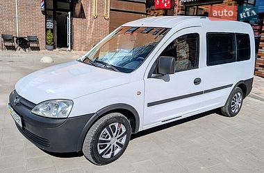 Минивэн Opel Combo 2007 в Калуше