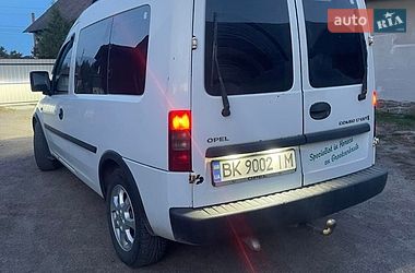 Минивэн Opel Combo 2005 в Сарнах