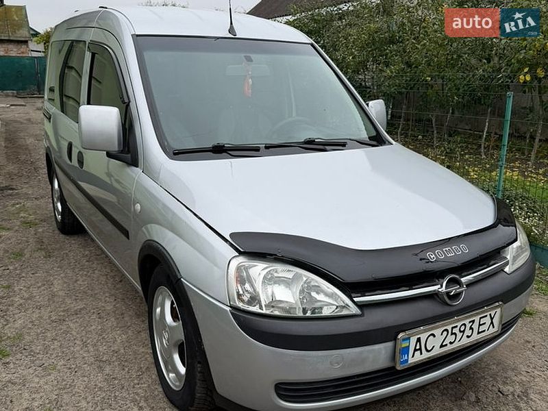Opel Combo 2004
