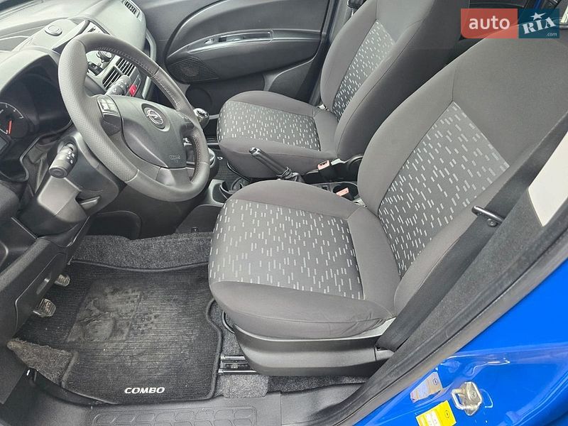 Минивэн Opel Combo 2015 в Стрые