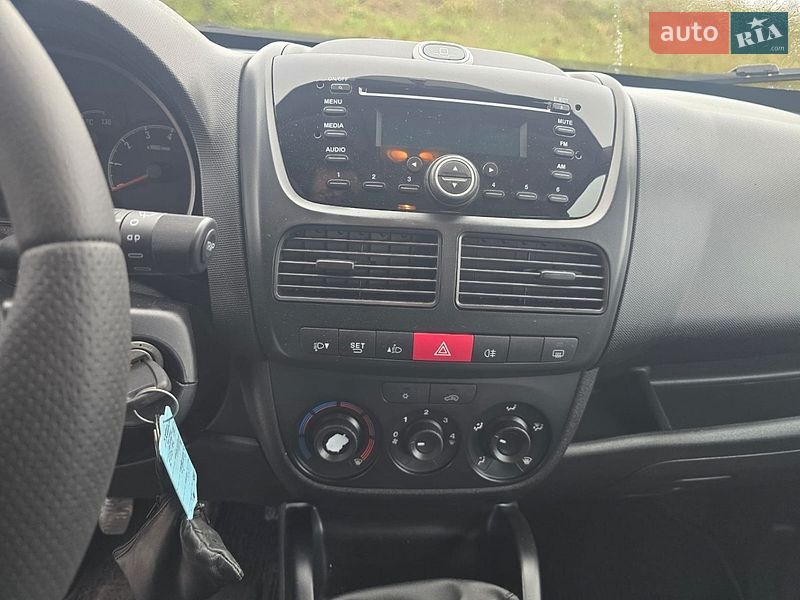 Минивэн Opel Combo 2015 в Стрые