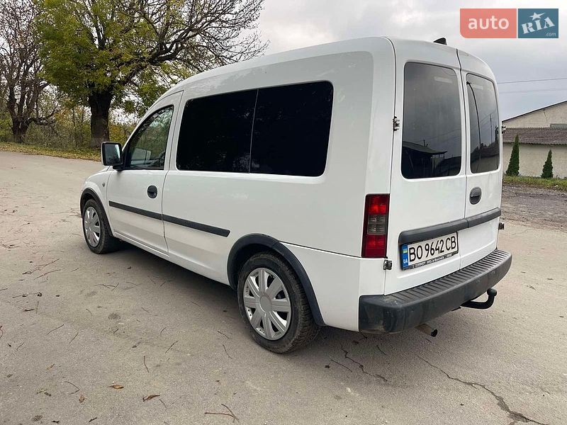 Мінівен Opel Combo 2006 в Теофіполі