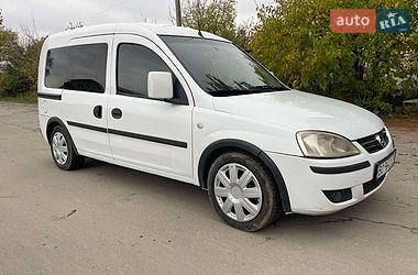 Мінівен Opel Combo 2006 в Теофіполі