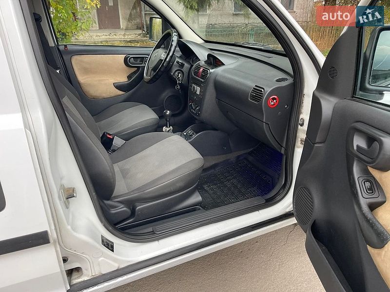 Мінівен Opel Combo 2006 в Теофіполі