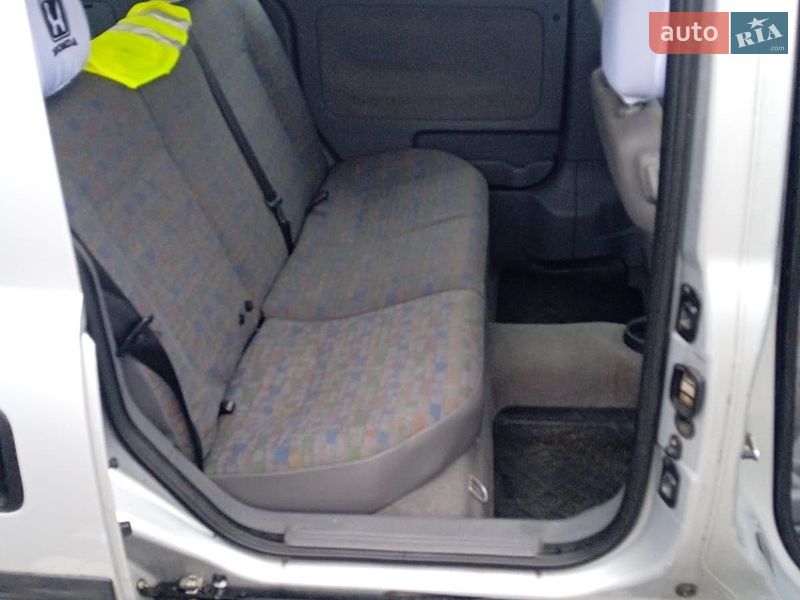 Мінівен Opel Combo 2005 в Звягелі фото 12 Мінівен Opel Combo 2005 в Звягелі