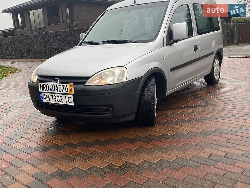 Мінівен Opel Combo 2005 в Звягелі фото 3 Мінівен Opel Combo 2005 в Звягелі