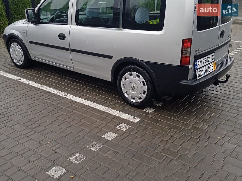 Мінівен Opel Combo 2005 в Звягелі фото 5 Мінівен Opel Combo 2005 в Звягелі