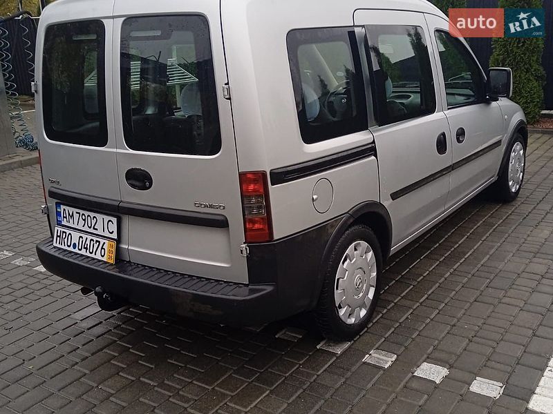 Мінівен Opel Combo 2005 в Звягелі фото 7 Мінівен Opel Combo 2005 в Звягелі