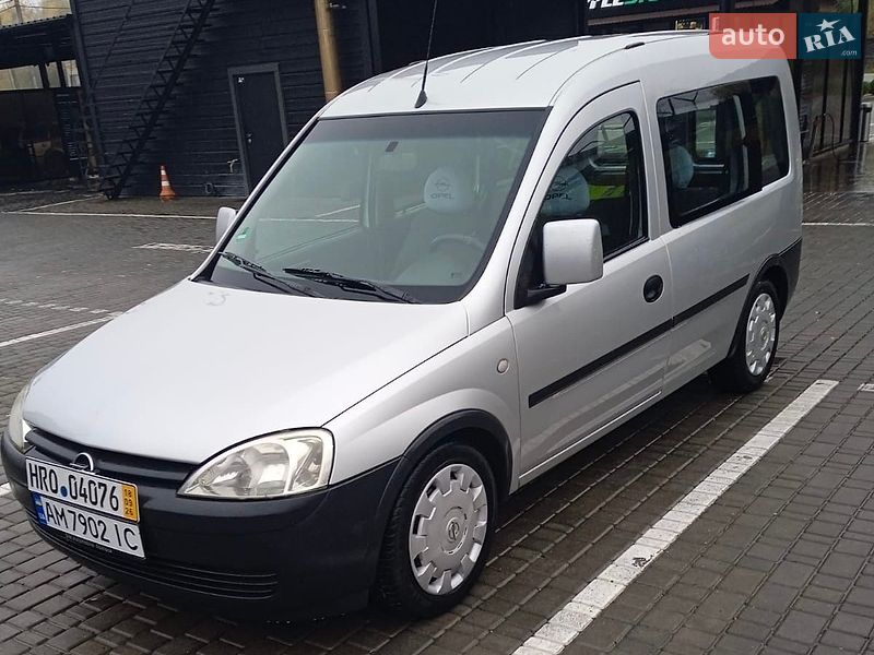 Мінівен Opel Combo 2005 в Звягелі фото Мінівен Opel Combo 2005 в Звягелі
