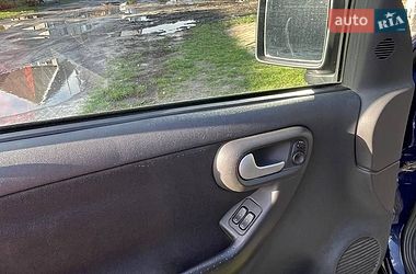 Минивэн Opel Combo 2006 в Киверцах