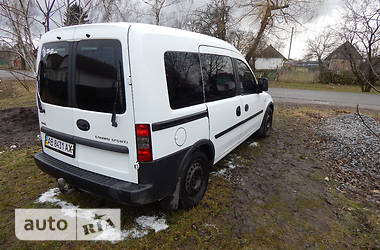 Грузопассажирский фургон Opel Combo 2006 в 