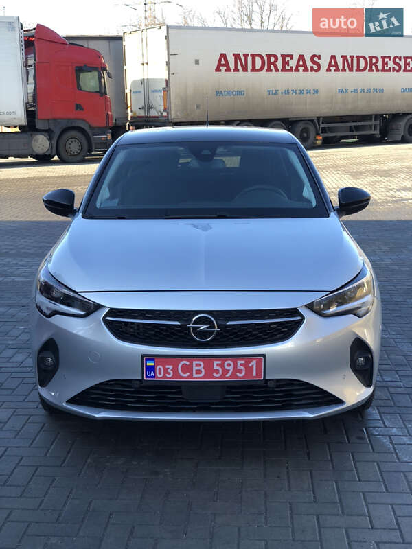 Хэтчбек Opel Corsa-e 2022 в 
