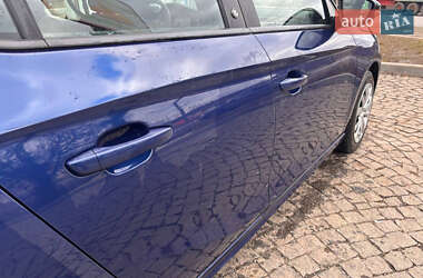 Хэтчбек Opel Corsa-e 2021 в 