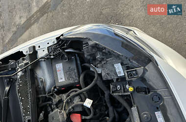 Хэтчбек Opel Corsa-e 2020 в 